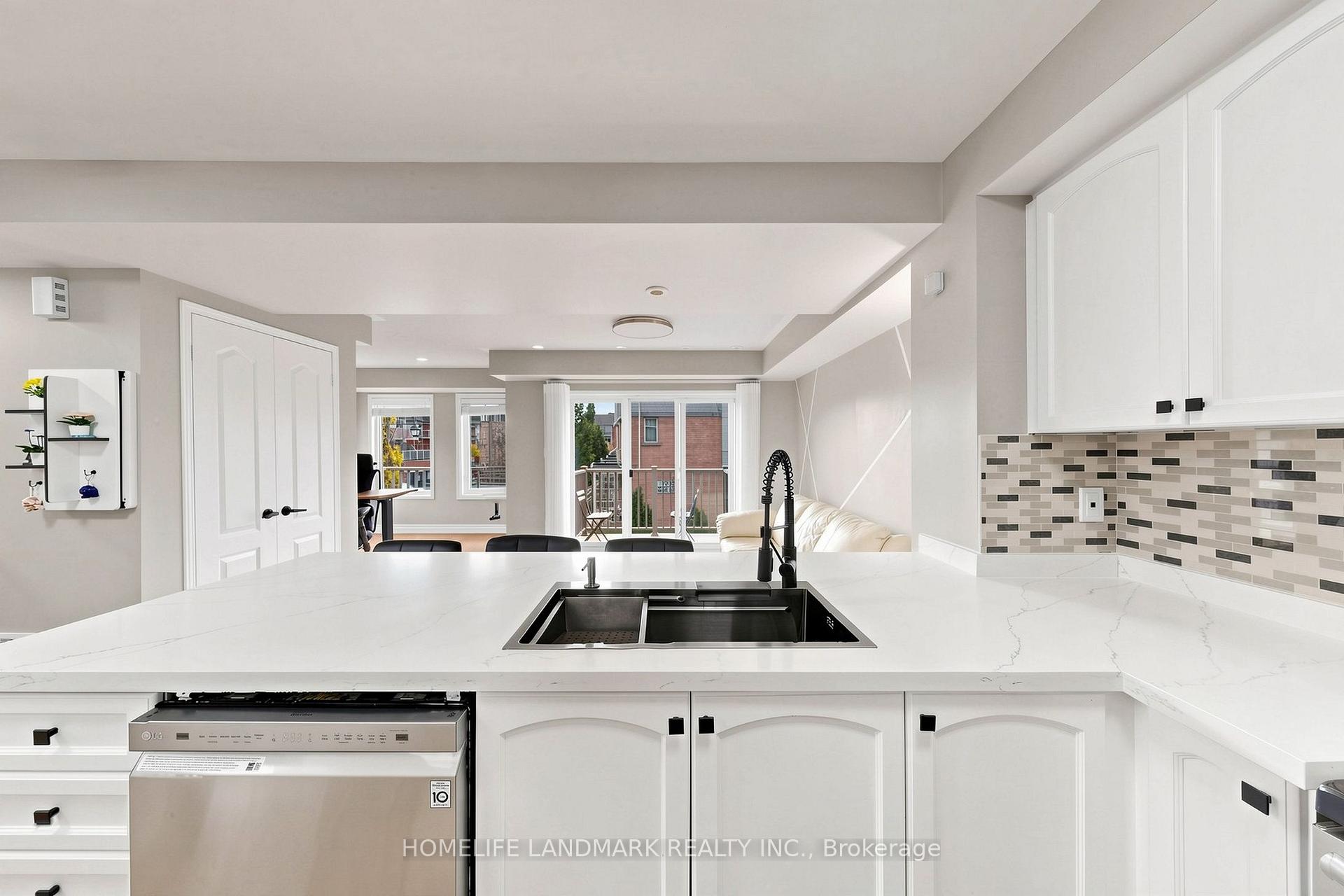 Photo 15 of Unit 68, 3250 Bentley Drive, Mississauga, Churchill Meadows — HOMEH