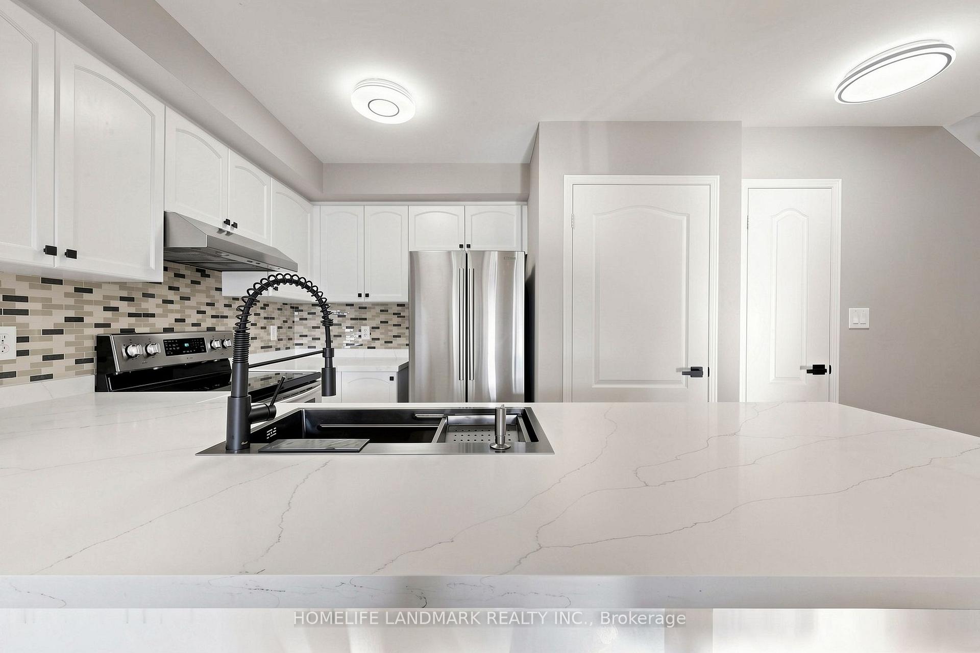 Photo 18 of Unit 68, 3250 Bentley Drive, Mississauga, Churchill Meadows — HOMEH
