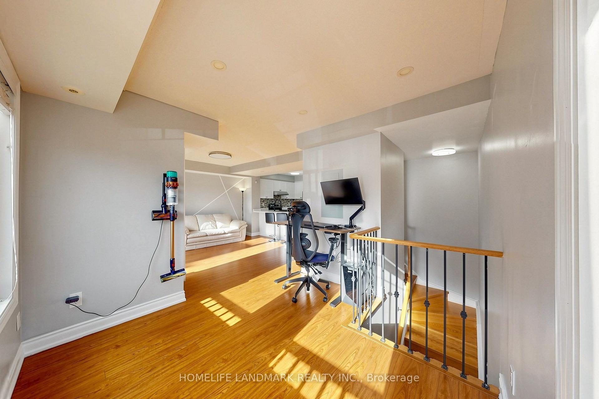 Photo 24 of Unit 68, 3250 Bentley Drive, Mississauga, Churchill Meadows — HOMEH