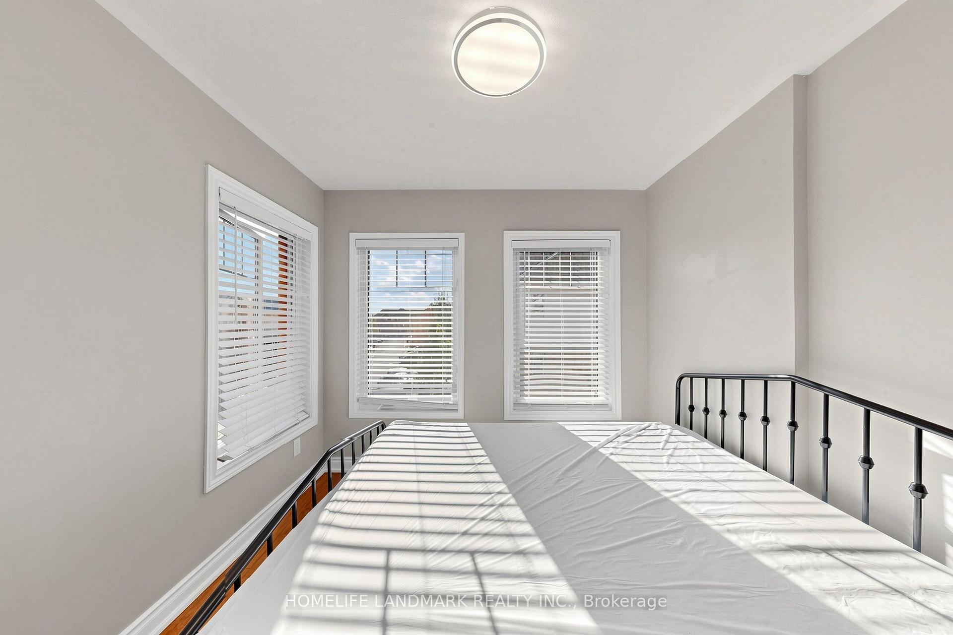 Photo 35 of Unit 68, 3250 Bentley Drive, Mississauga, Churchill Meadows — HOMEH