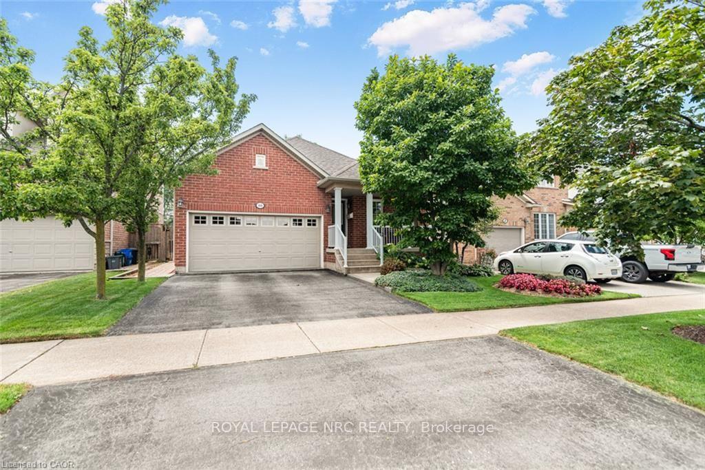 Photo 1 of 80 Vinifera Drive, Grimsby, Grimsby East — HOMEH