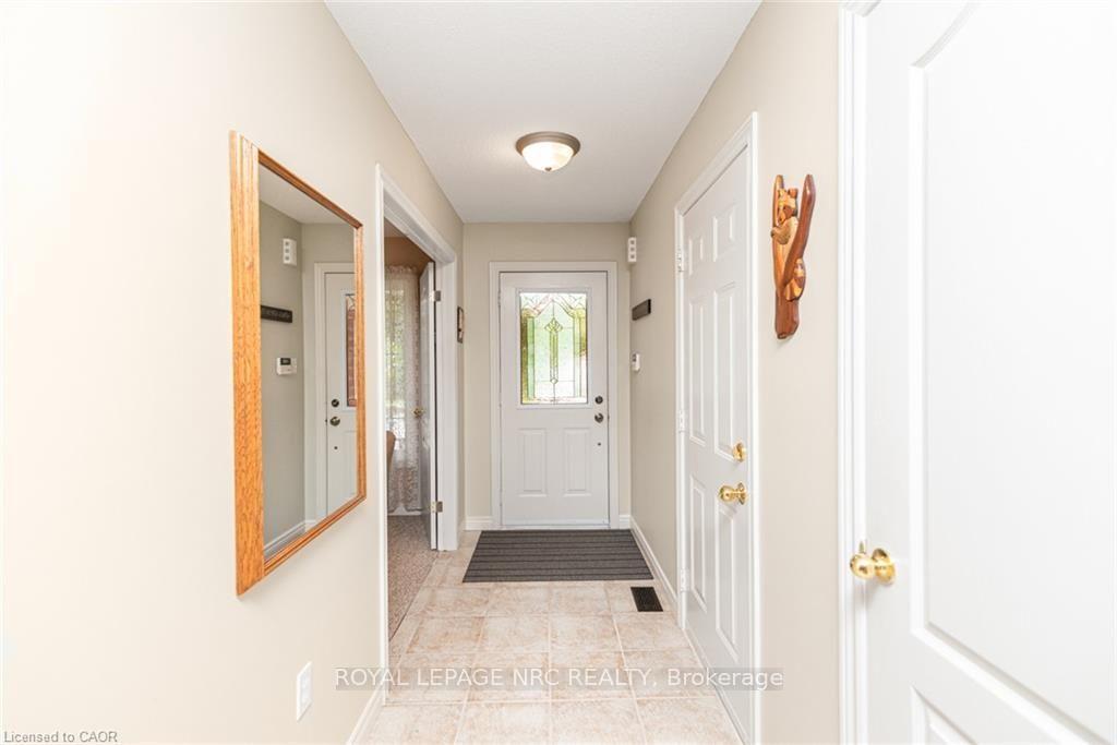 Photo 4 of 80 Vinifera Drive, Grimsby, Grimsby East — HOMEH