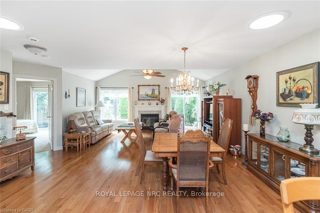 Photo 6 of 80 Vinifera Drive, Grimsby, Grimsby East — HOMEH