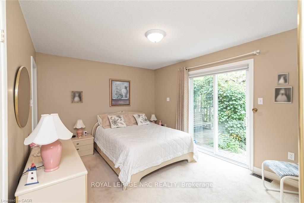 Photo 16 of 80 Vinifera Drive, Grimsby, Grimsby East — HOMEH