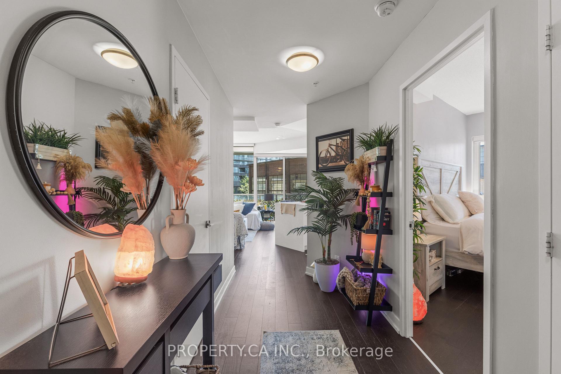 Photo 2 of Unit N122, 120 Bayview Avenue, Toronto, Waterfront Communities — HOMEH
