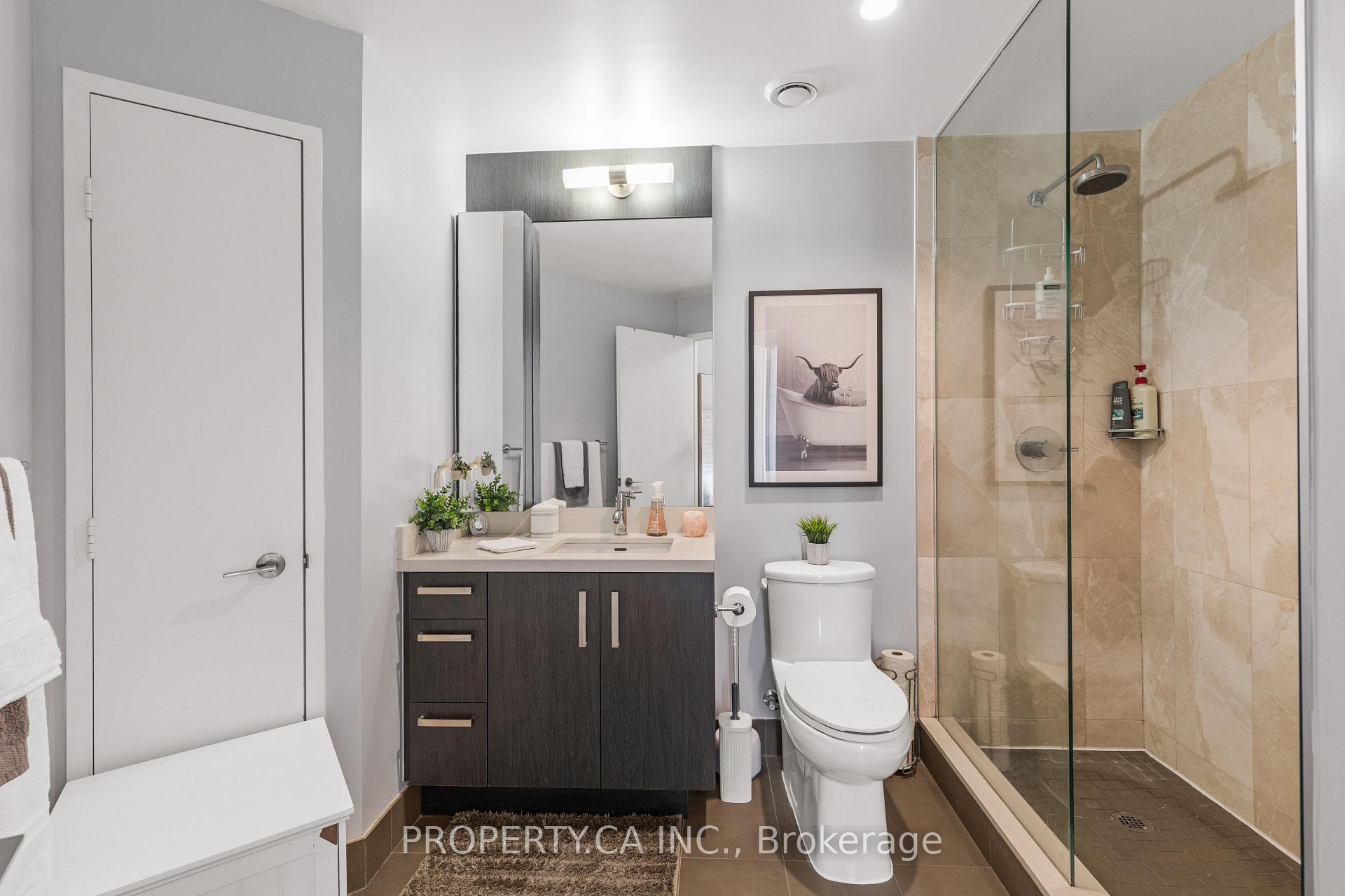 Photo 7 of Unit N122, 120 Bayview Avenue, Toronto, Waterfront Communities — HOMEH