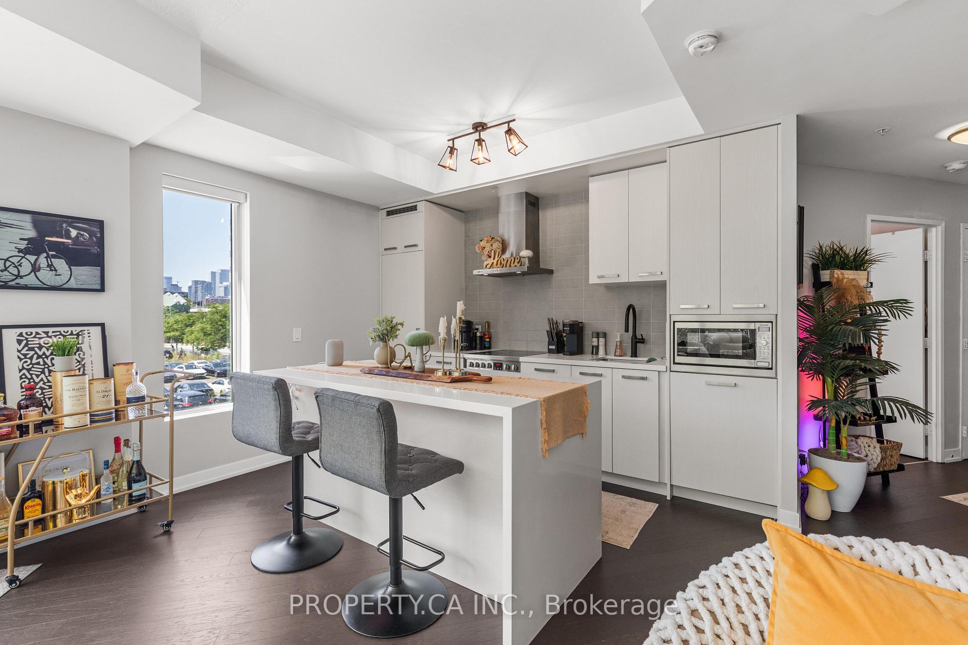 Photo 11 of Unit N122, 120 Bayview Avenue, Toronto, Waterfront Communities — HOMEH