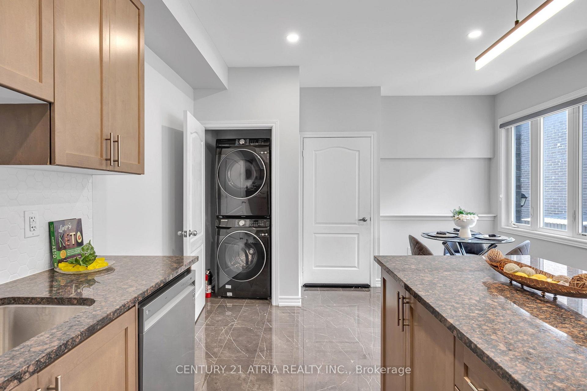 Photo 15 of 548 White's Hill Avenue, Markham, Cornell — HOMEH