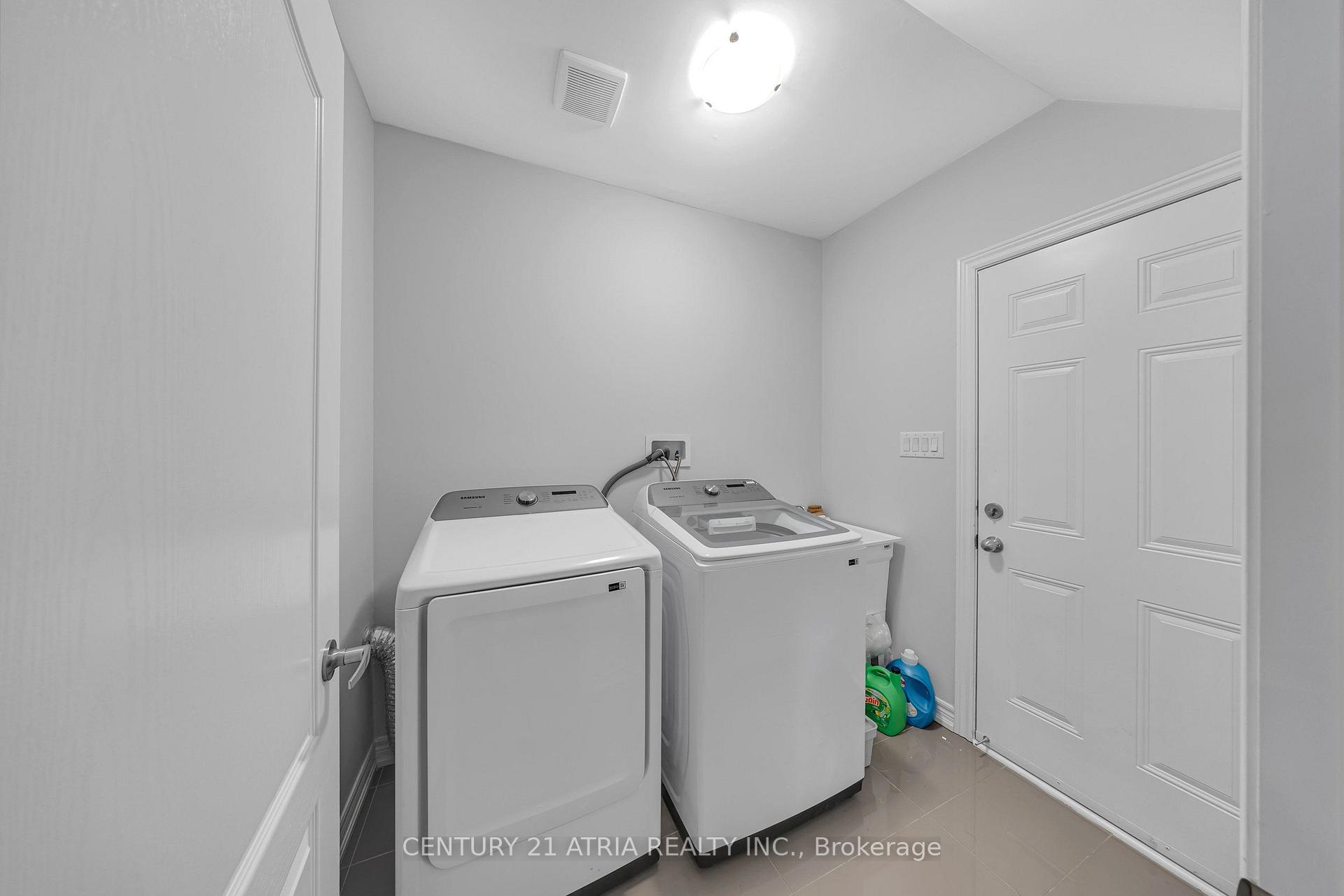 Photo 28 of 548 White's Hill Avenue, Markham, Cornell — HOMEH