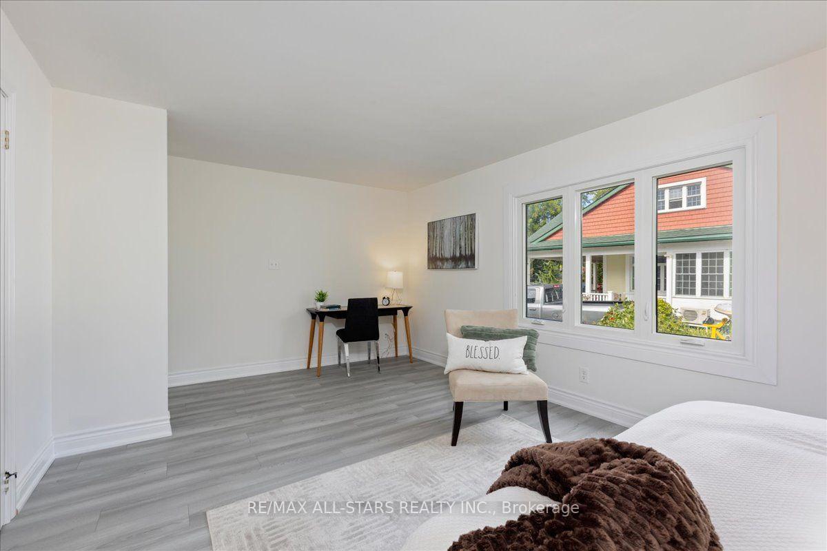 Photo 6 of 369 Lake Drive, Georgina, Historic Lakeshore Communities — HOMEH
