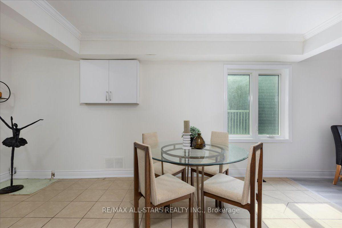 Photo 13 of 369 Lake Drive, Georgina, Historic Lakeshore Communities — HOMEH