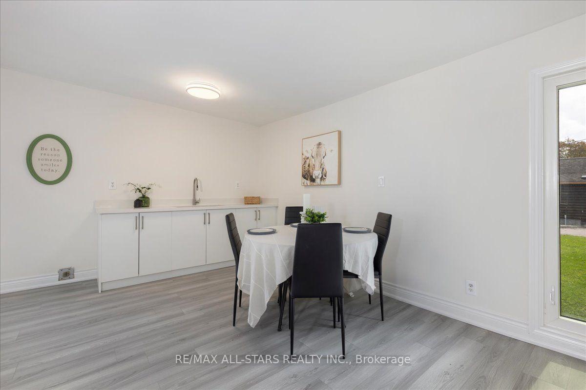Photo 19 of 369 Lake Drive, Georgina, Historic Lakeshore Communities — HOMEH