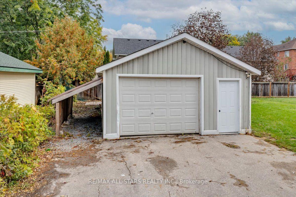 Photo 37 of 369 Lake Drive, Georgina, Historic Lakeshore Communities — HOMEH