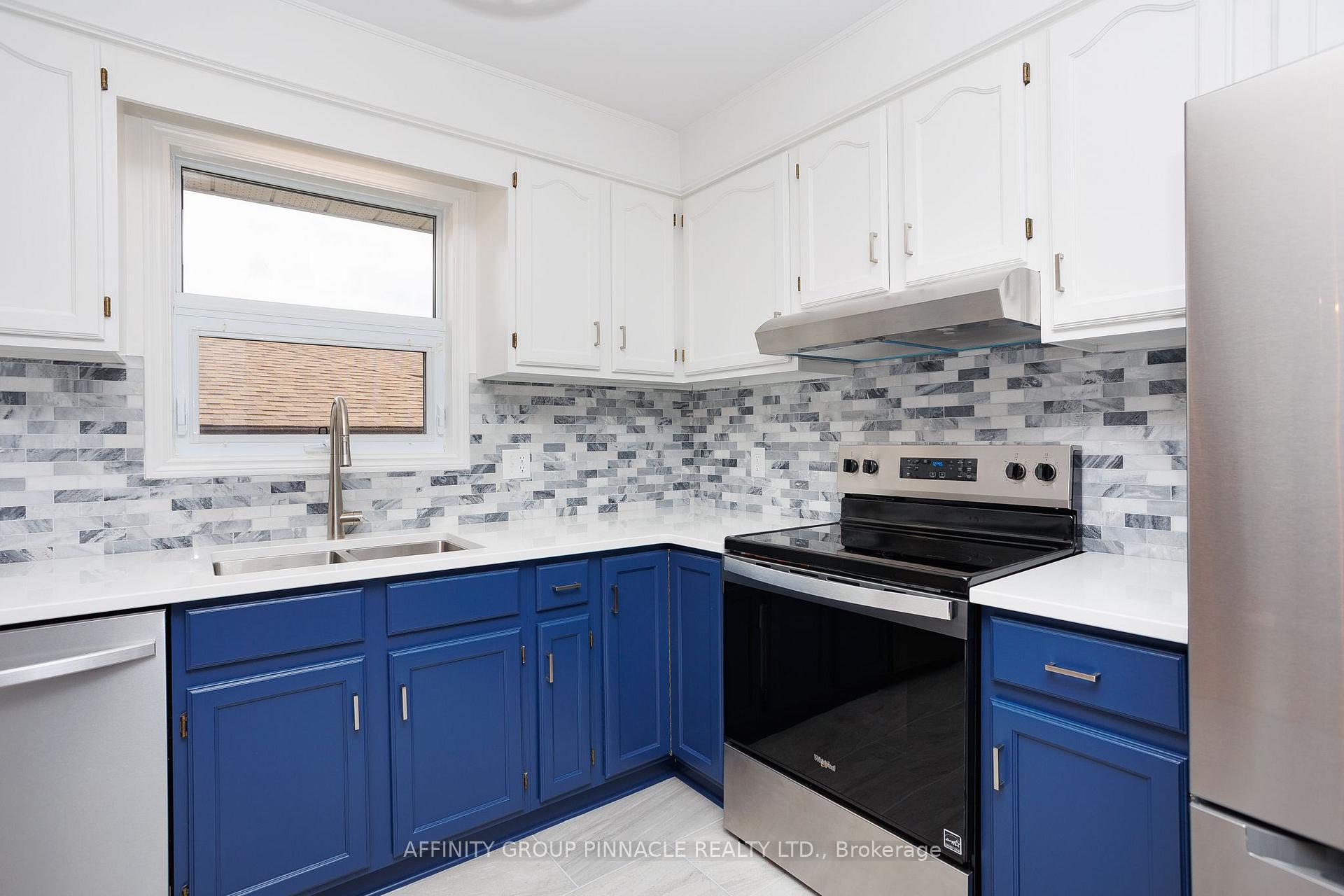 Photo 16 of 24 Andrew Drive, Kawartha Lakes, Lindsay — HOMEH