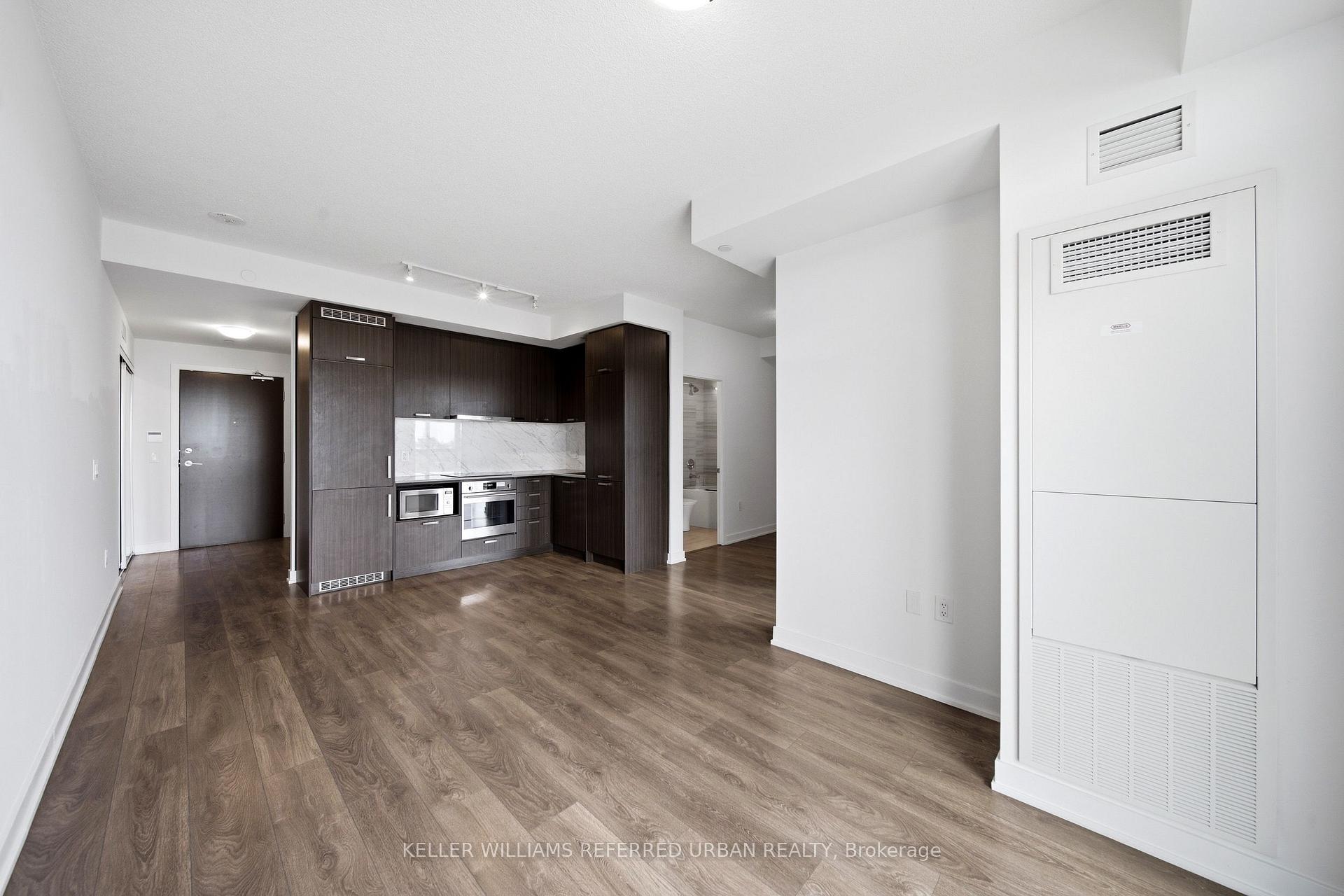 Photo 13 of Unit 907, 10 Honeycrisp Crescent, Vaughan, Vaughan Corporate Centre — HOMEH