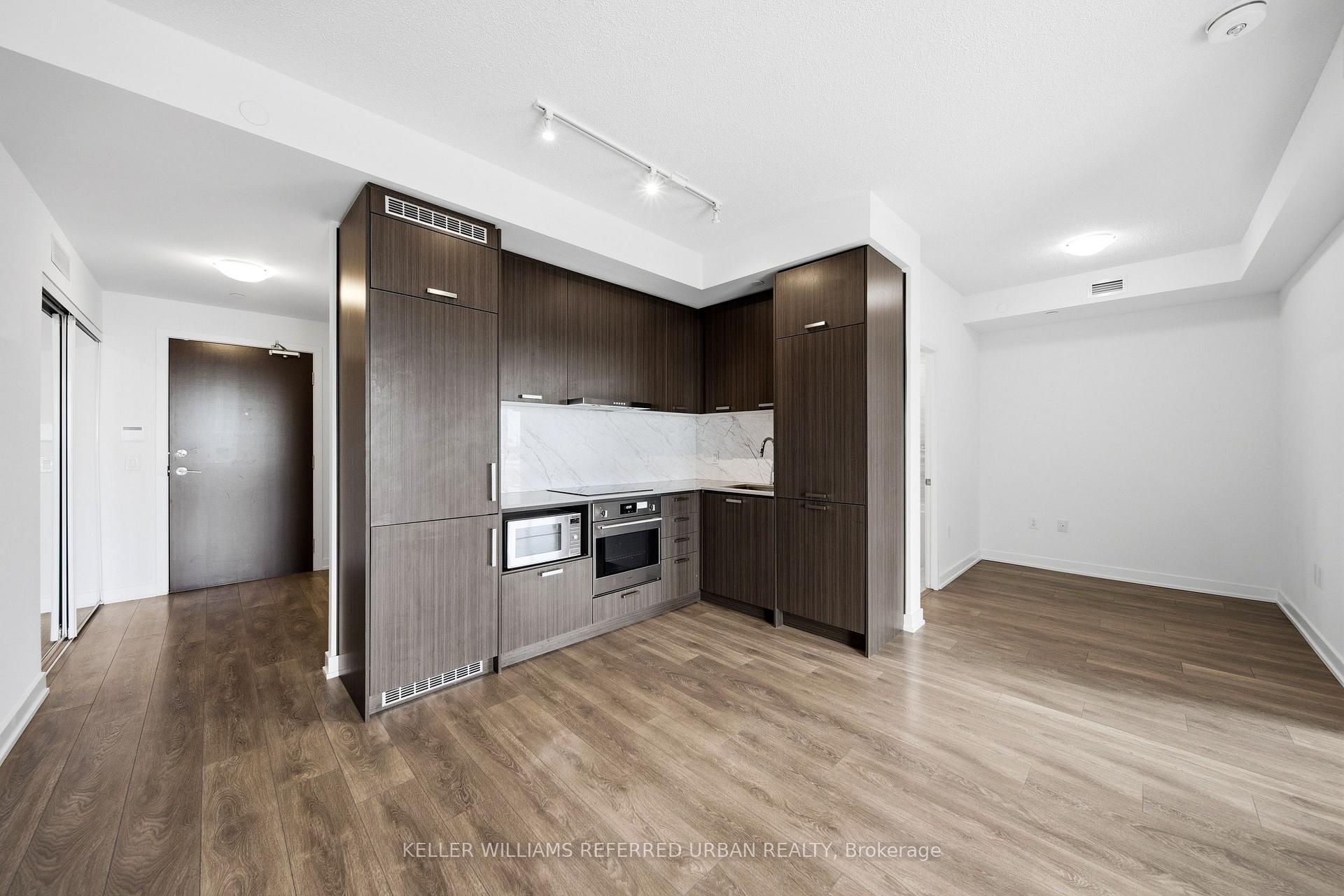 Photo 16 of Unit 907, 10 Honeycrisp Crescent, Vaughan, Vaughan Corporate Centre — HOMEH