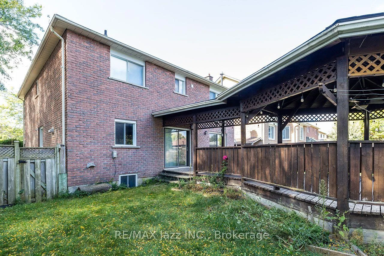 Photo 38 of 930 White Ash Drive, Whitby, Williamsburg — HOMEH