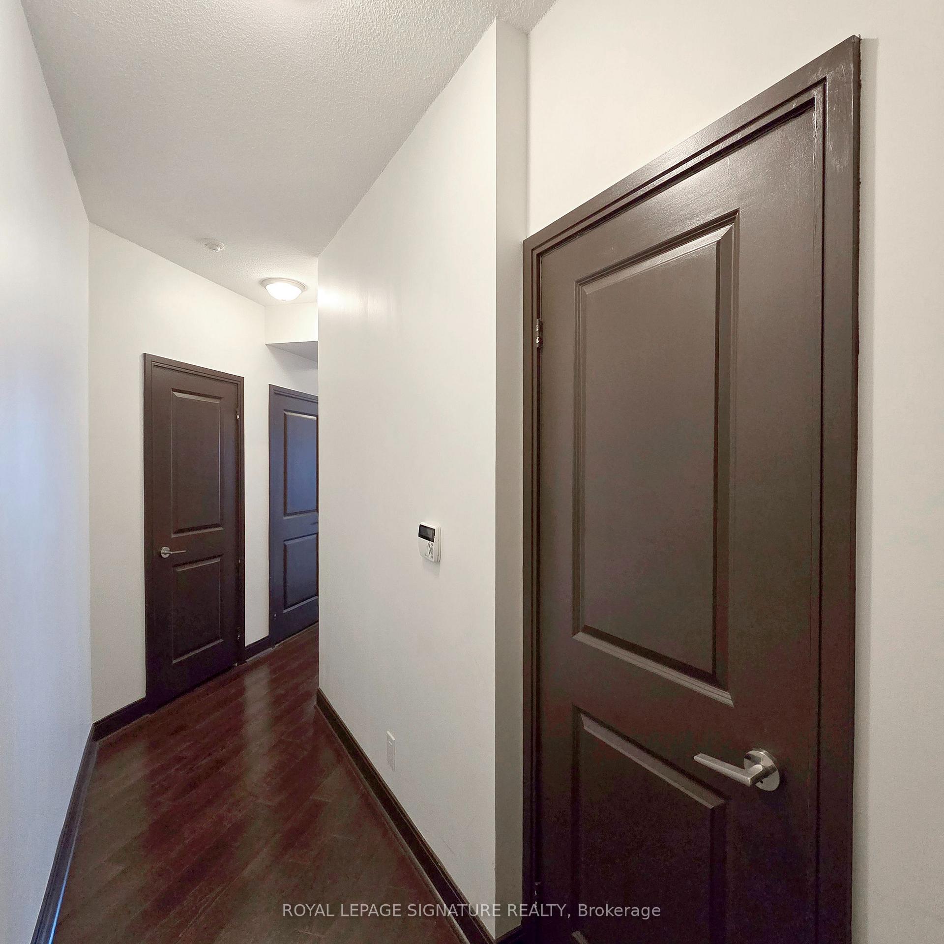 Photo 4 of Unit 2205, 80 Absolute Avenue, Mississauga, City Centre — HOMEH