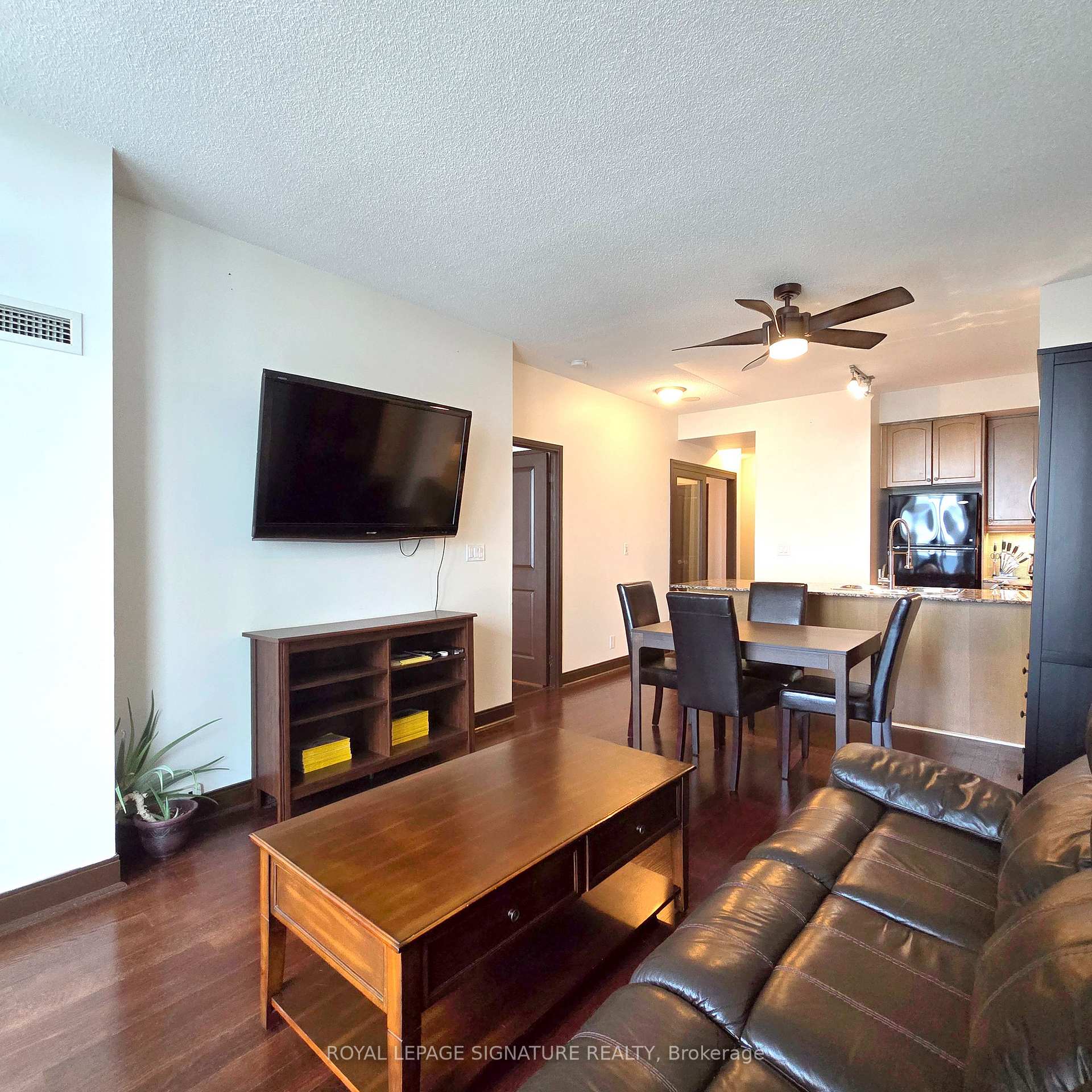 Photo 12 of Unit 2205, 80 Absolute Avenue, Mississauga, City Centre — HOMEH