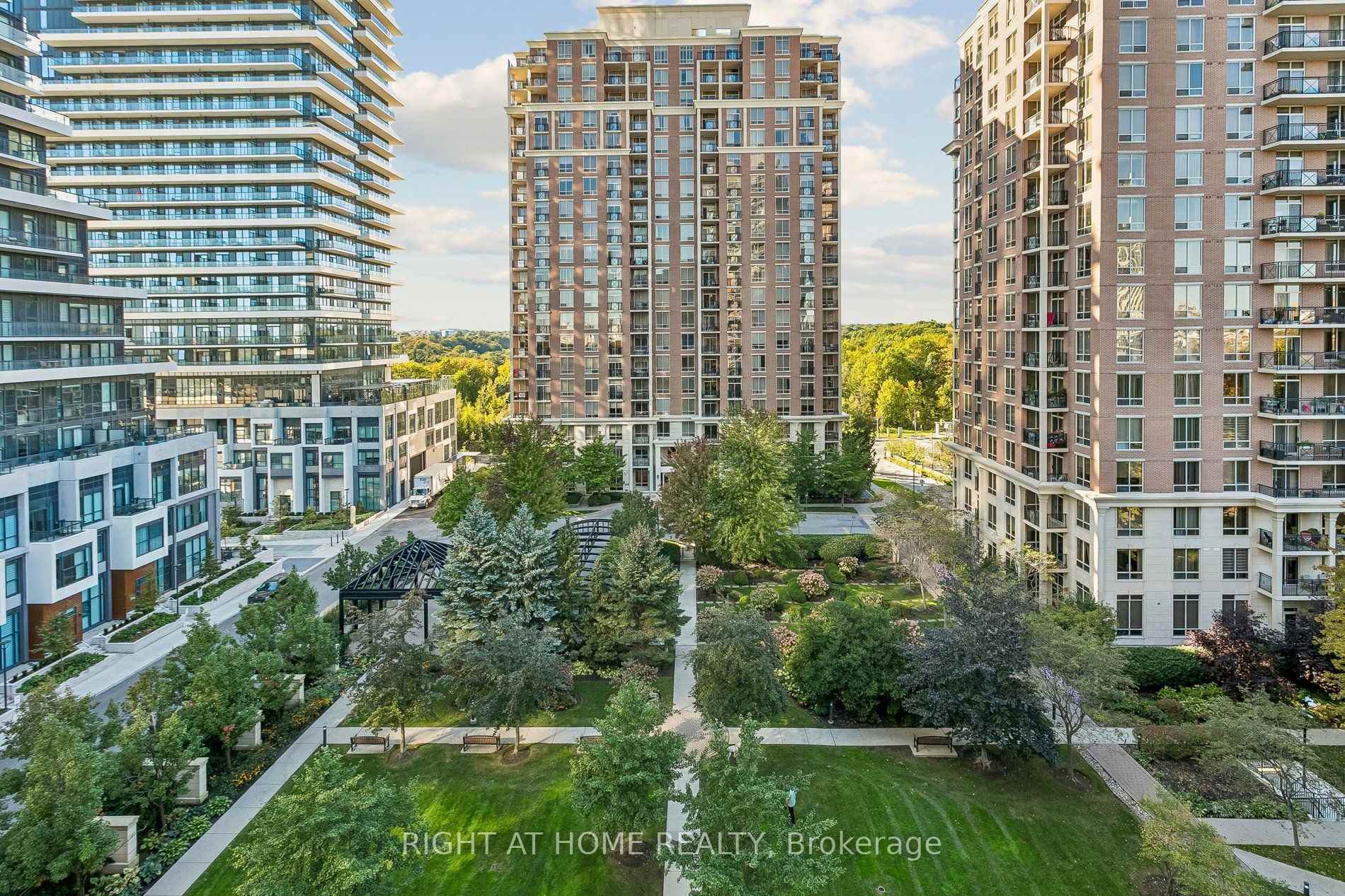 Photo of Unit 805, 1103 Leslie Street