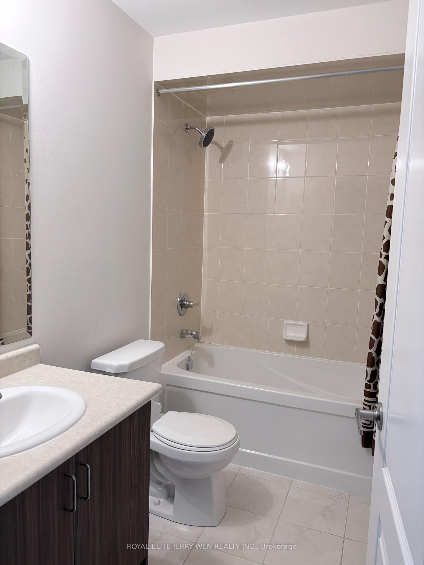 Photo 10 of 15 Collier Crescent, Markham, Wismer — HOMEH