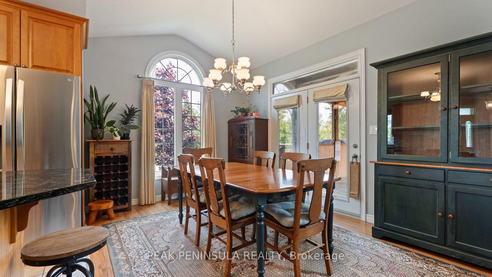 Photo 9 of 2 Hunter Drive S, Norfolk, Port Rowan — HOMEH