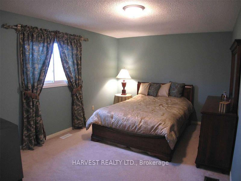 Photo 19 of 39 Bendamere Crescent, Markham, Raymerville — HOMEH