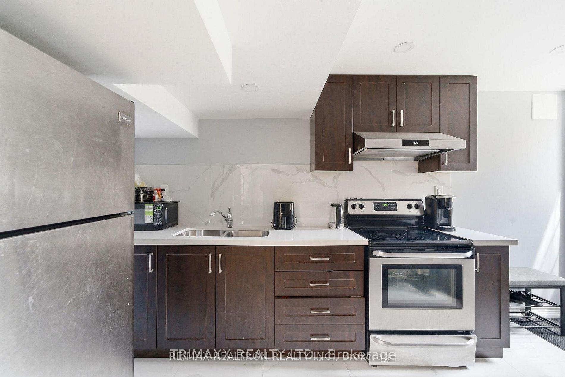 Photo 6 of Unit Basement, 5 Watson Drive, New Tecumseth, Tottenham — HOMEH