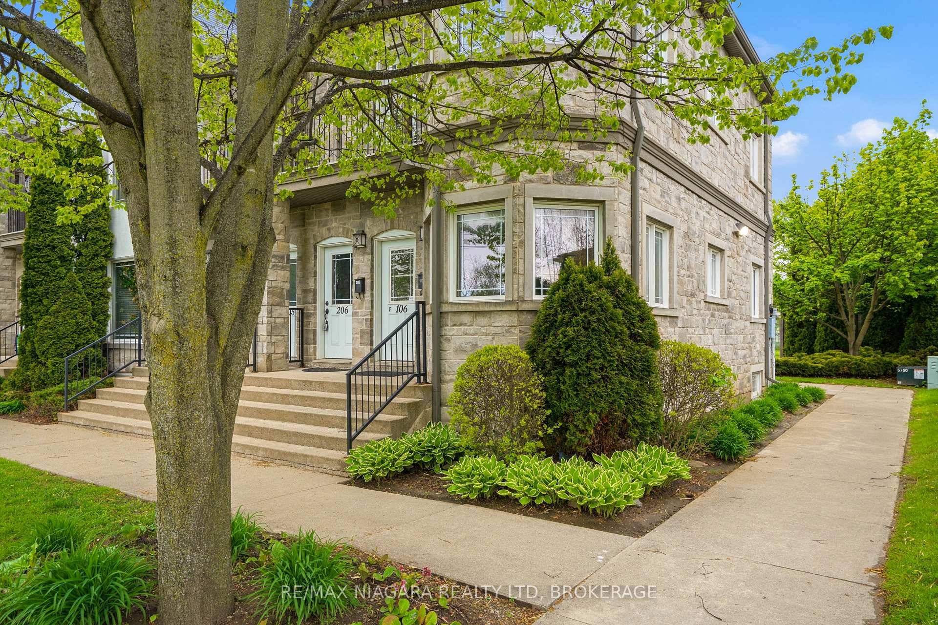Photo 1 of Unit 106, 6045 Dunn Street, Niagara Falls, Dorchester — HOMEH