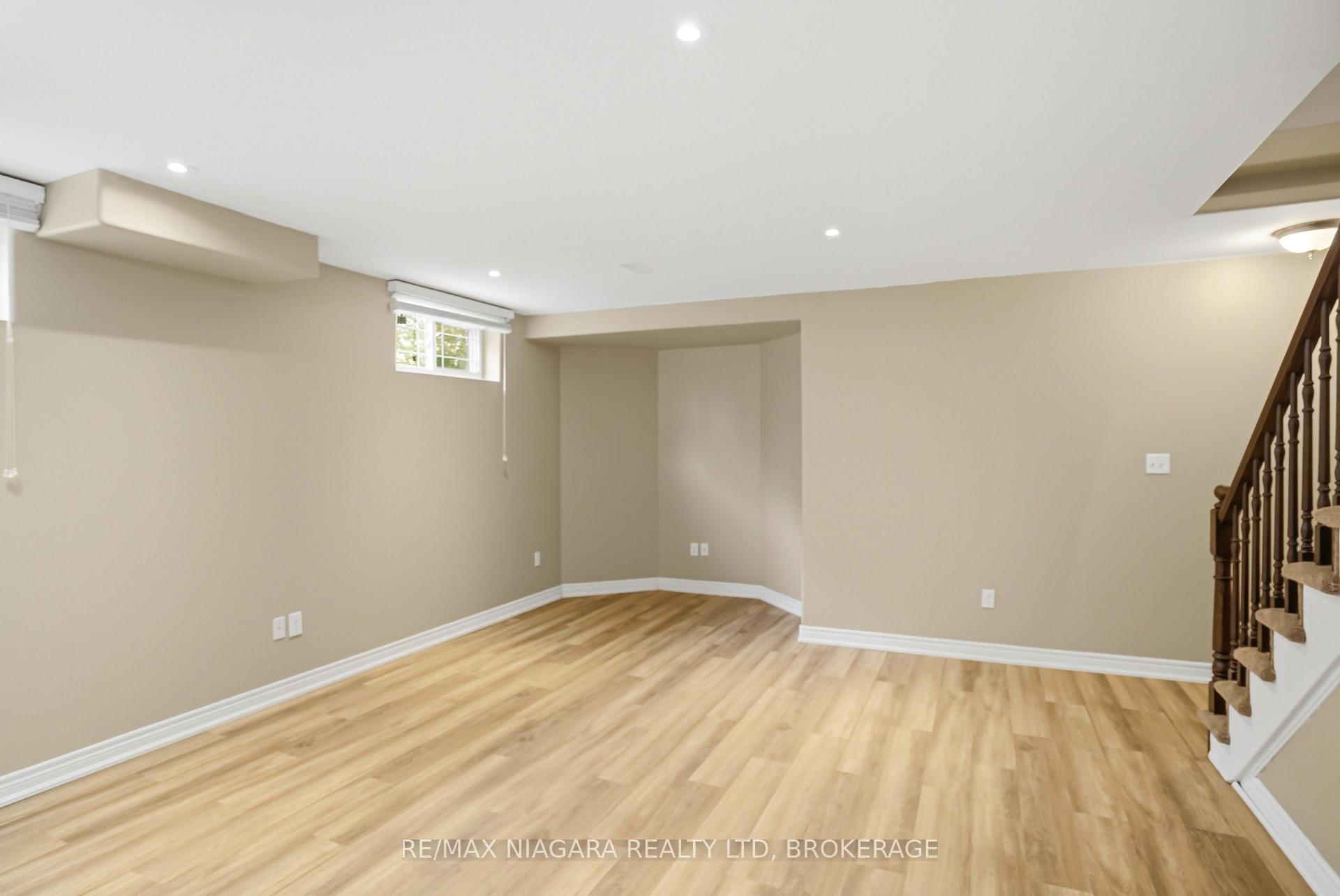 Photo 26 of Unit 106, 6045 Dunn Street, Niagara Falls, Dorchester — HOMEH