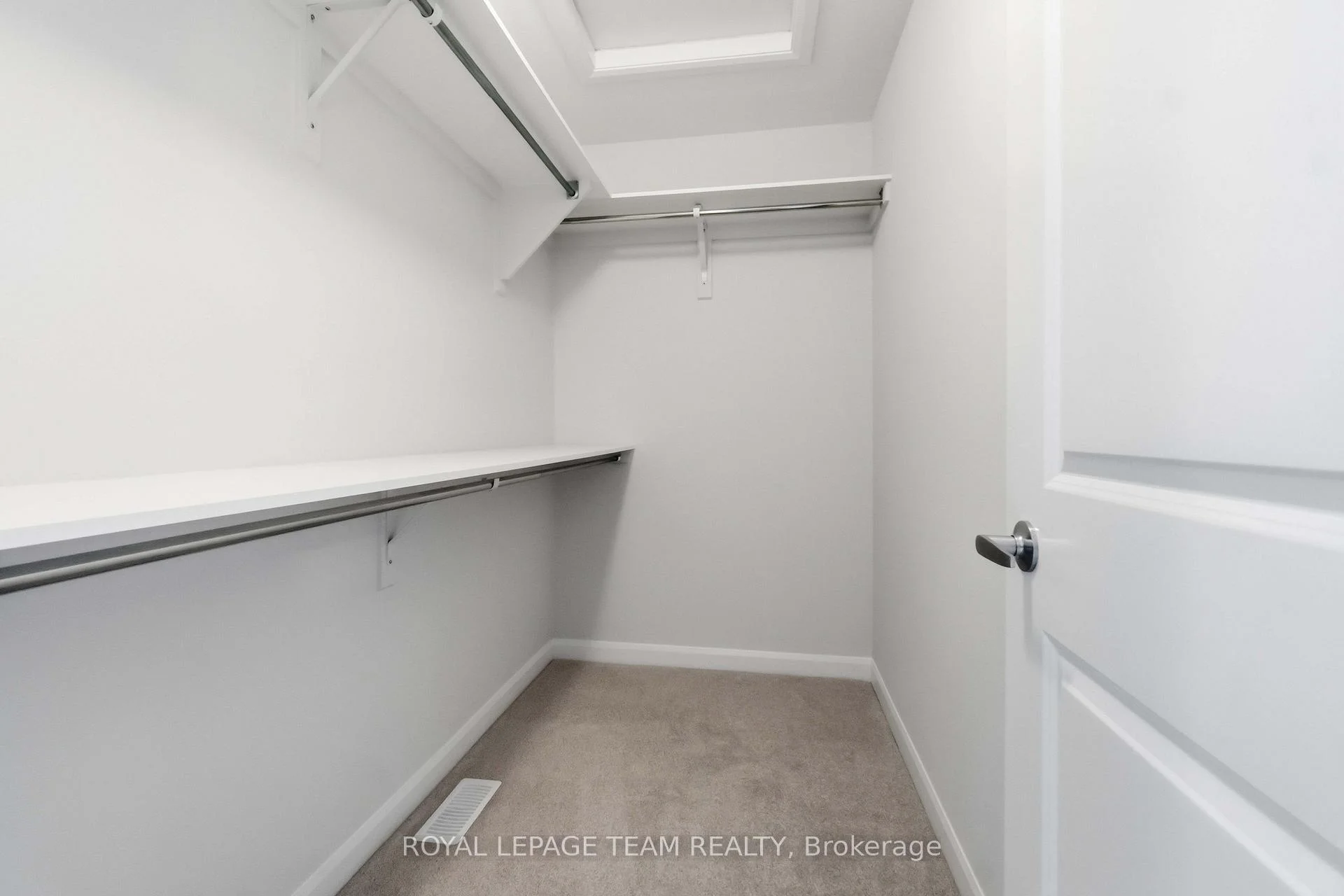 Photo 23 of 837 Eileen Vollick Crescent, Ottawa, Kanata - Morgan's Grant/South March — HOMEH