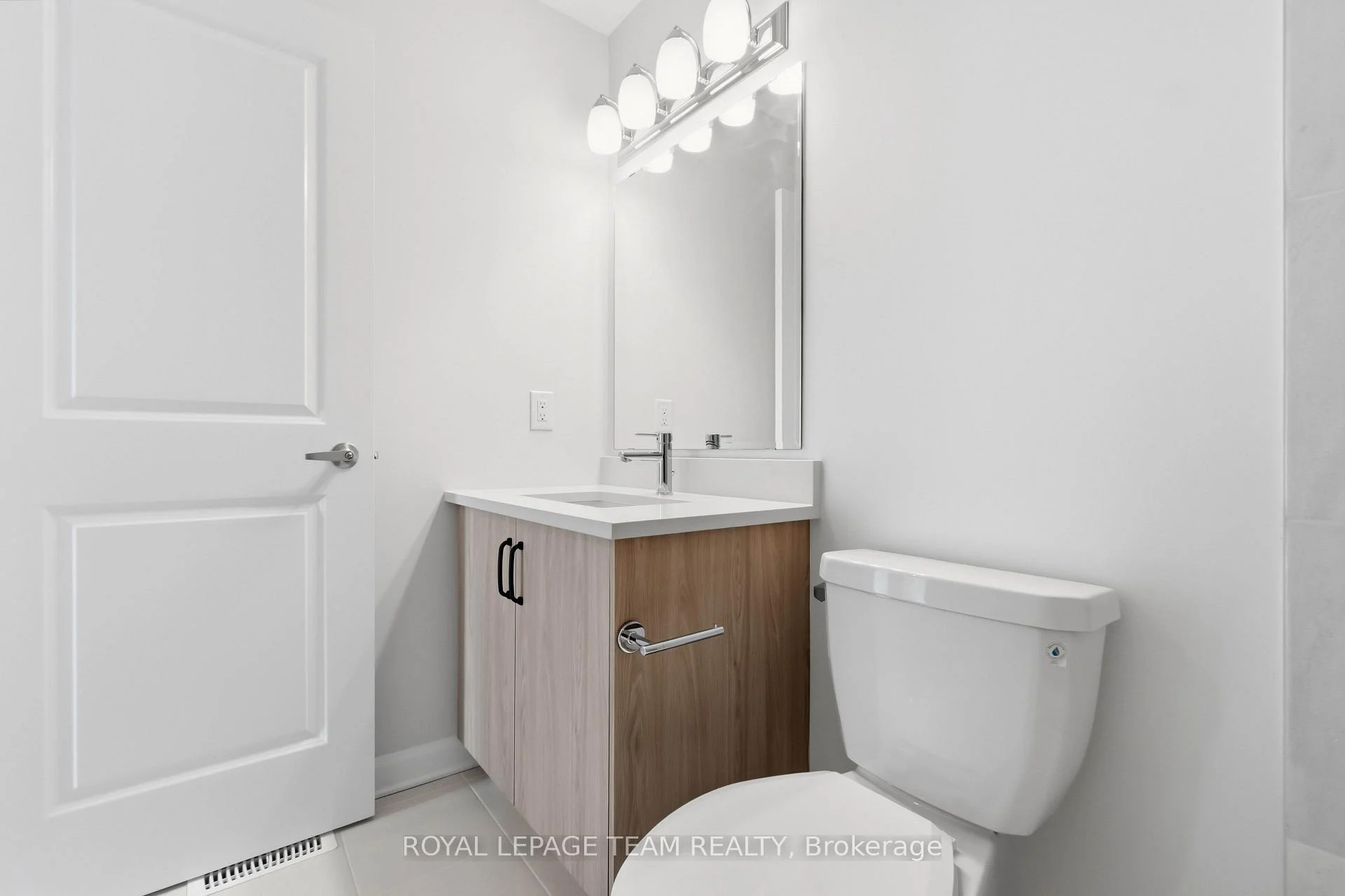 Photo 30 of 837 Eileen Vollick Crescent, Ottawa, Kanata - Morgan's Grant/South March — HOMEH