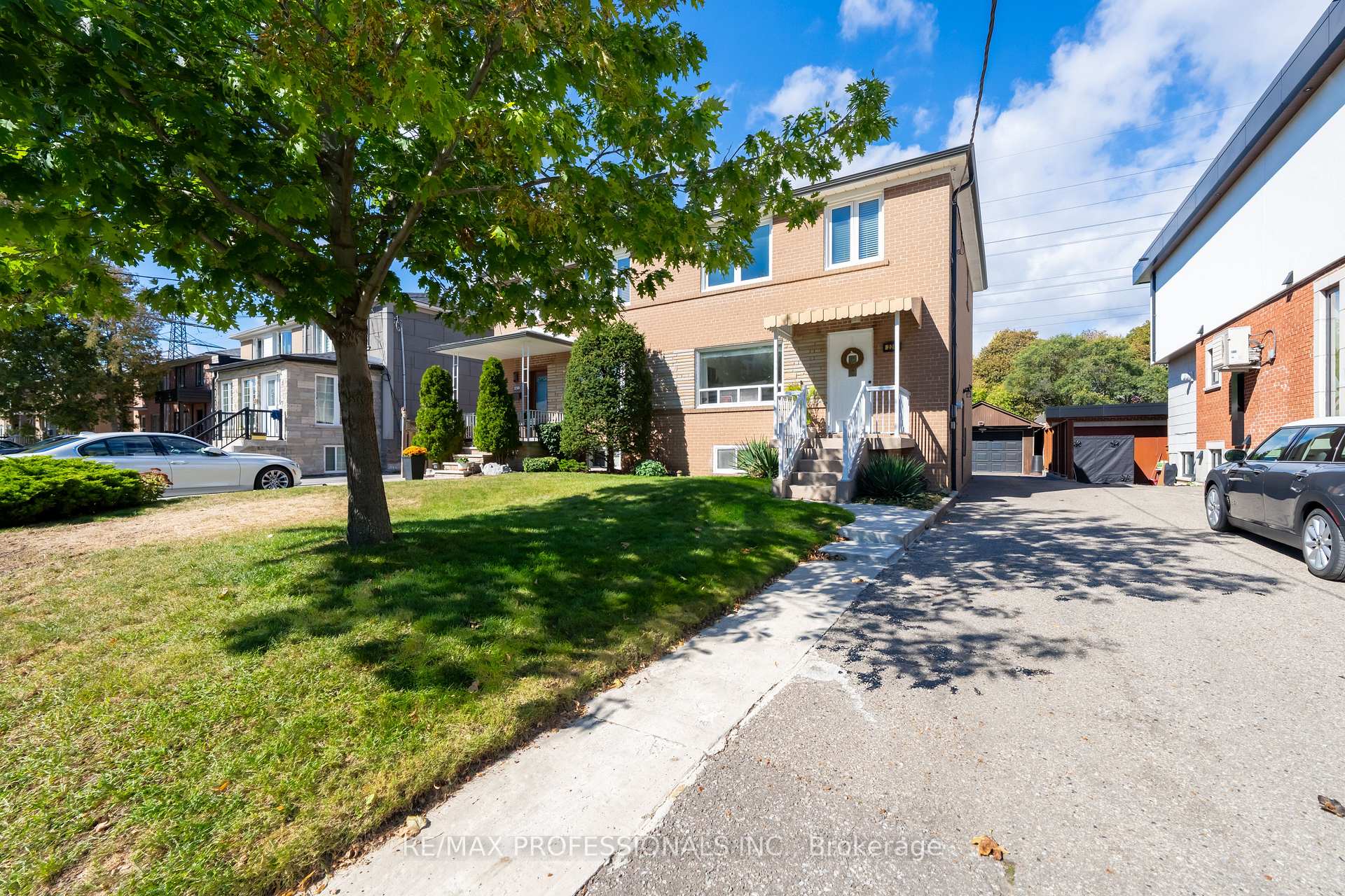 Photo 45 of 228 Eileen Avenue, Toronto, Rockcliffe-Smythe — HOMEH
