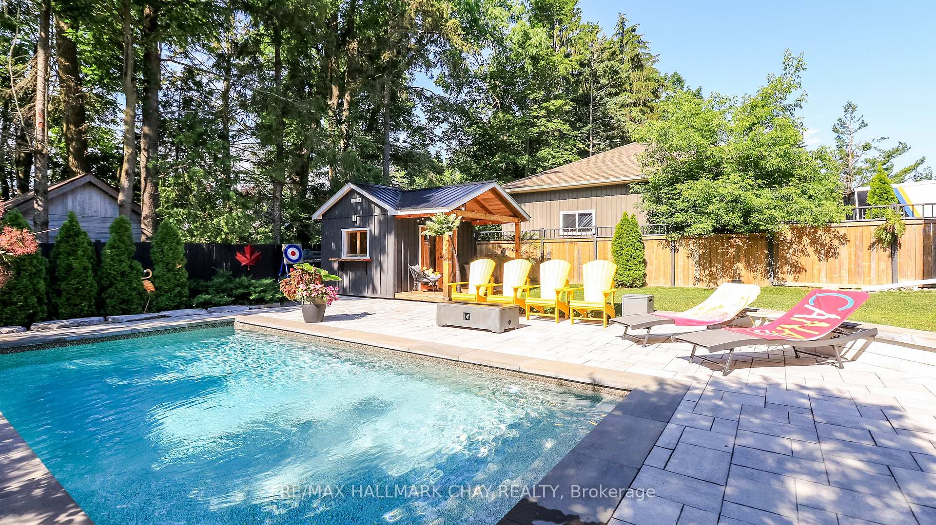 Photo 10 of 17 Bowman Avenue, Barrie, Codrington — HOMEH