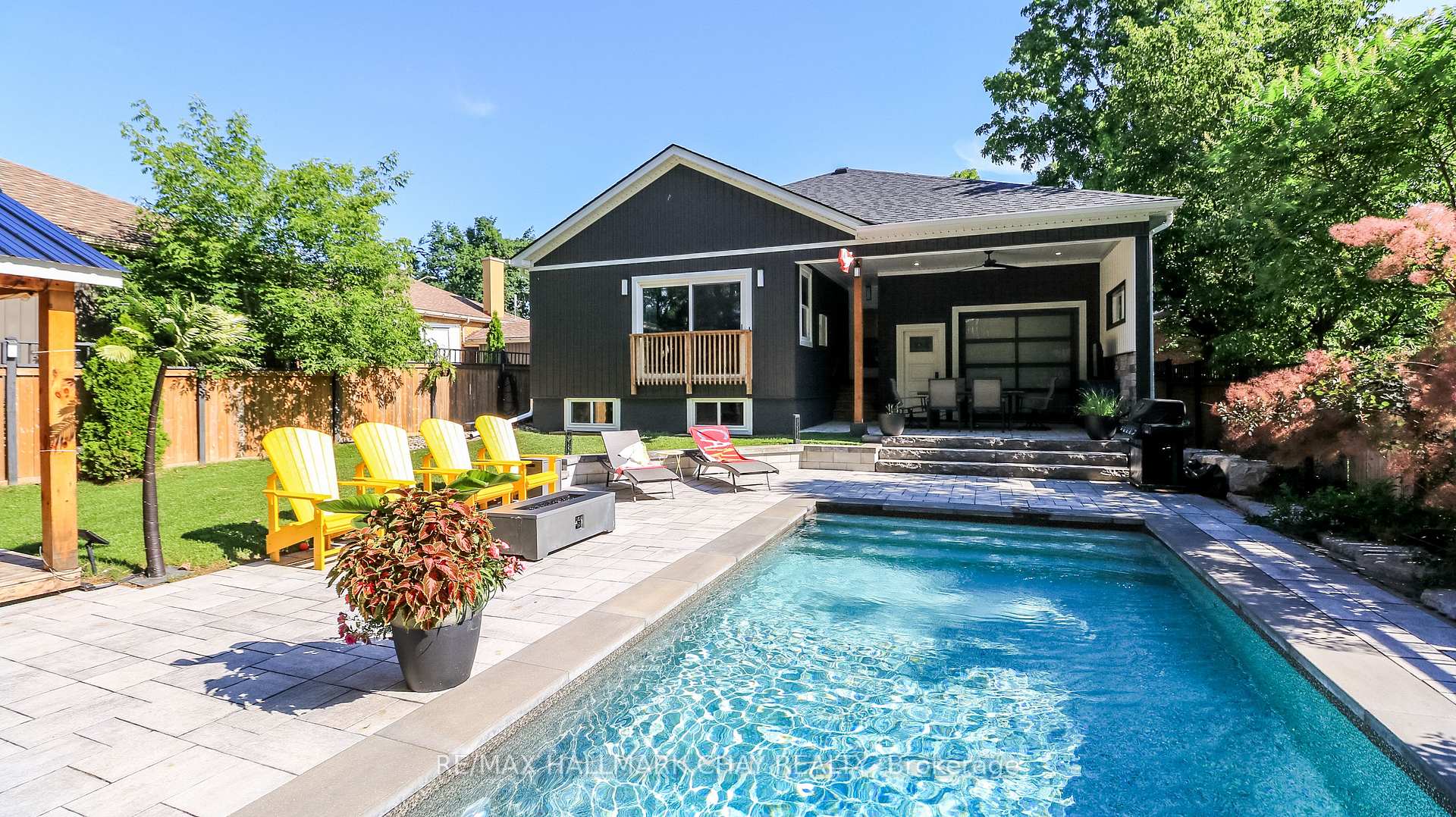 Photo 13 of 17 Bowman Avenue, Barrie, Codrington — HOMEH
