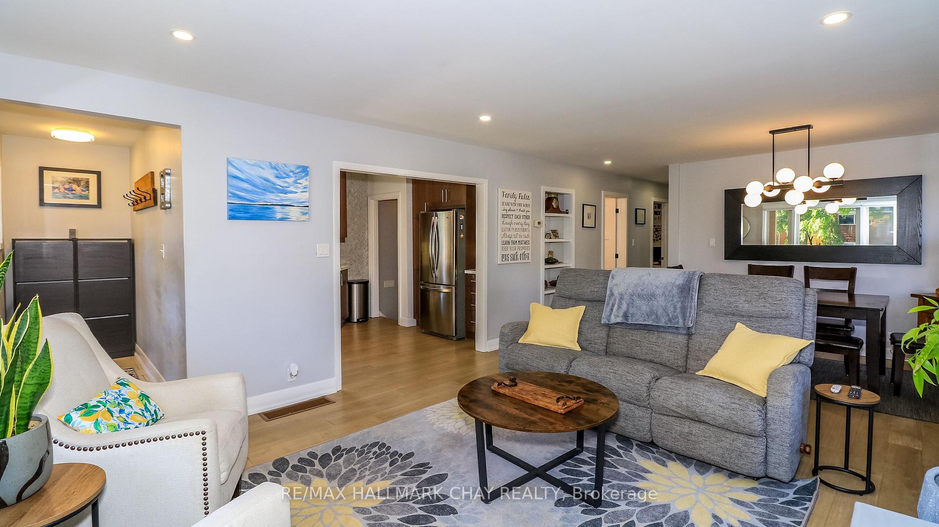 Photo 23 of 17 Bowman Avenue, Barrie, Codrington — HOMEH