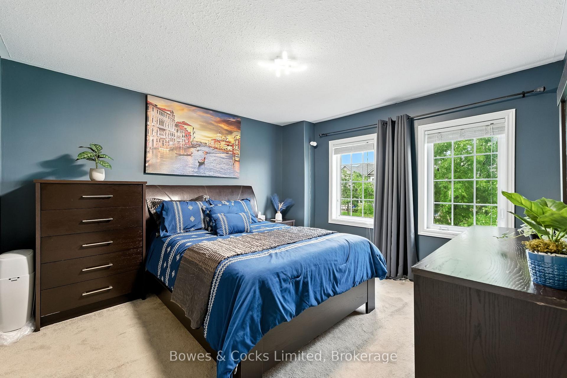 Photo 19 of 210 Farrier Crescent, Peterborough, Northcrest Ward 5 — HOMEH