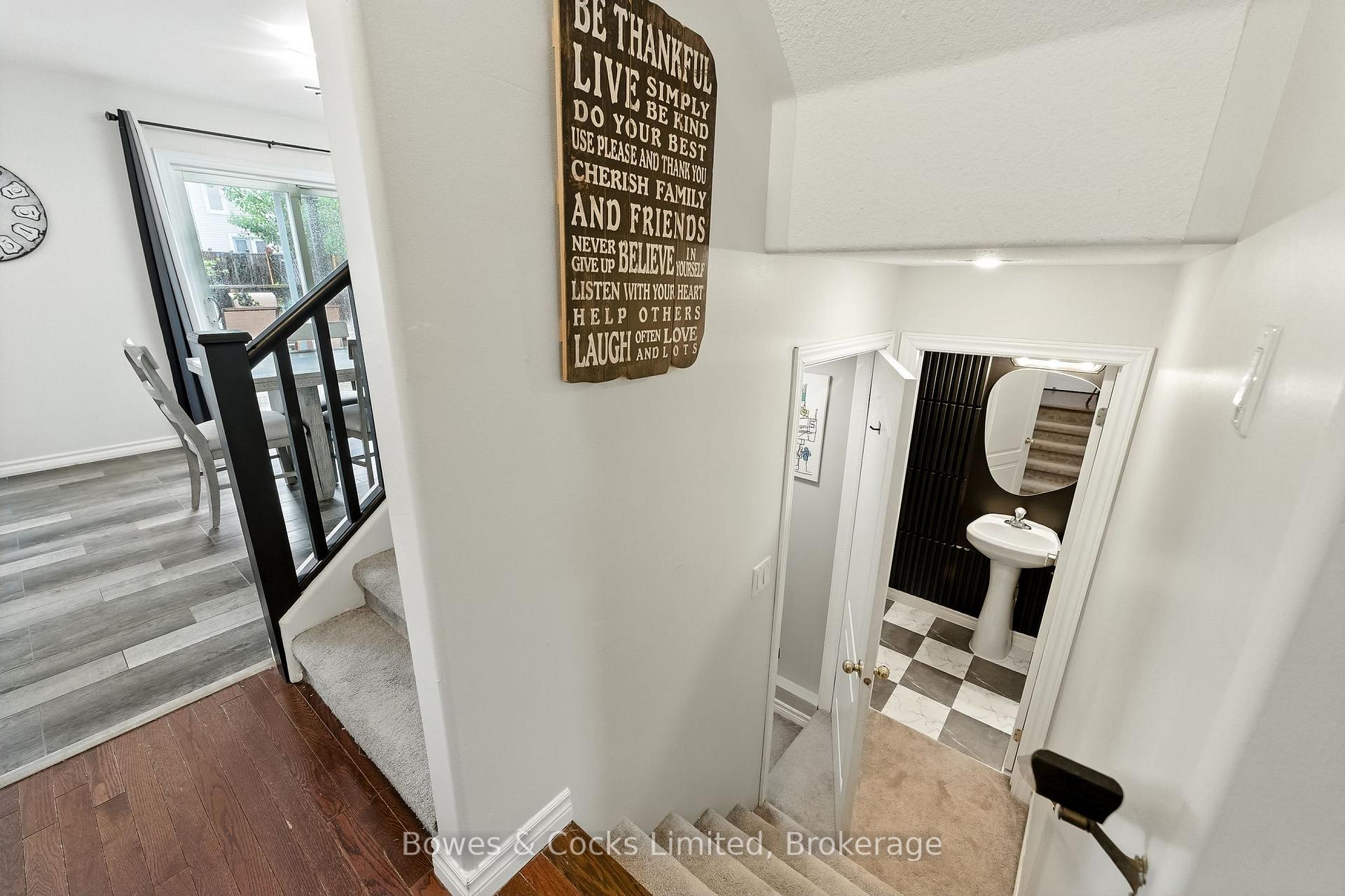 Photo 29 of 210 Farrier Crescent, Peterborough, Northcrest Ward 5 — HOMEH
