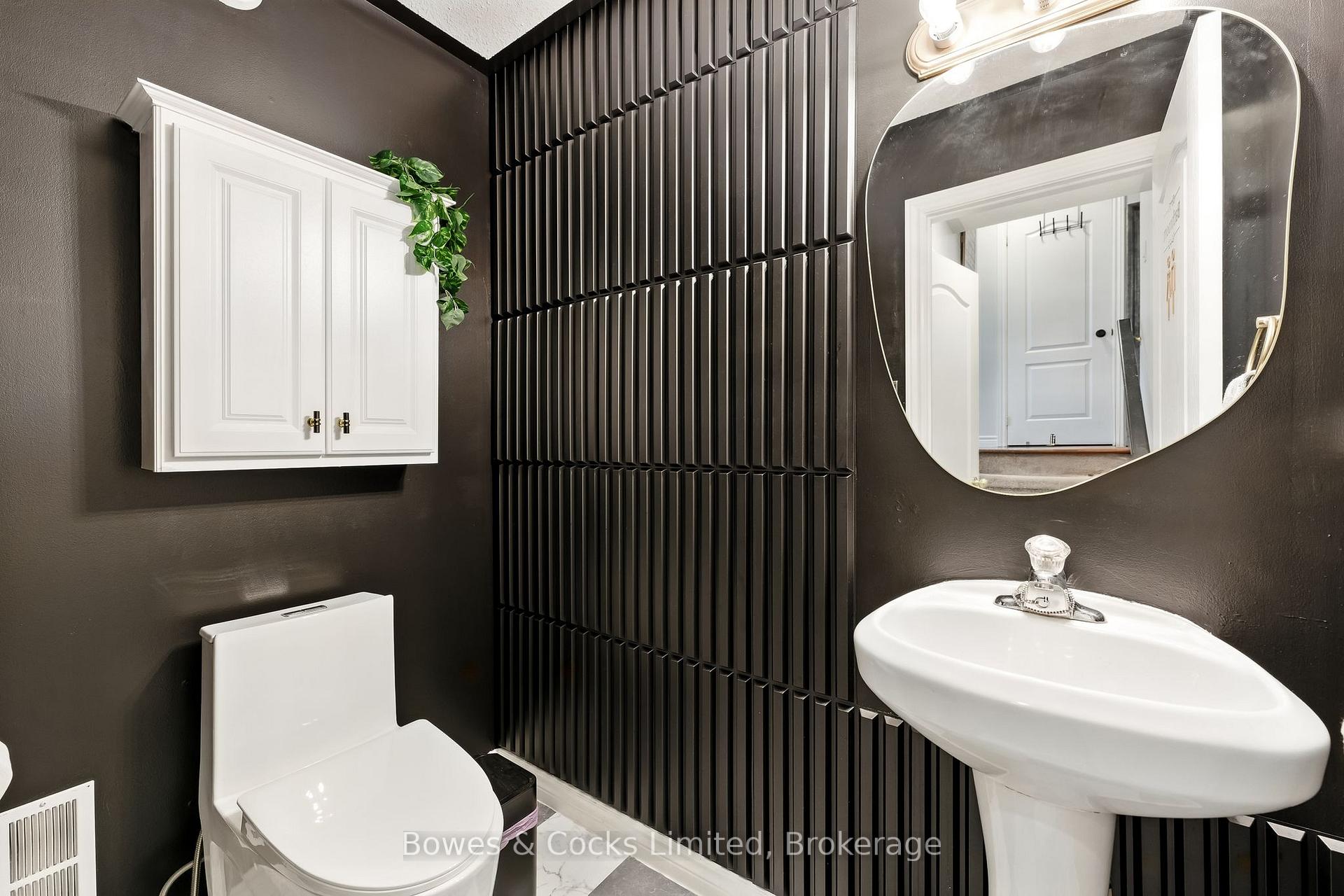 Photo 30 of 210 Farrier Crescent, Peterborough, Northcrest Ward 5 — HOMEH