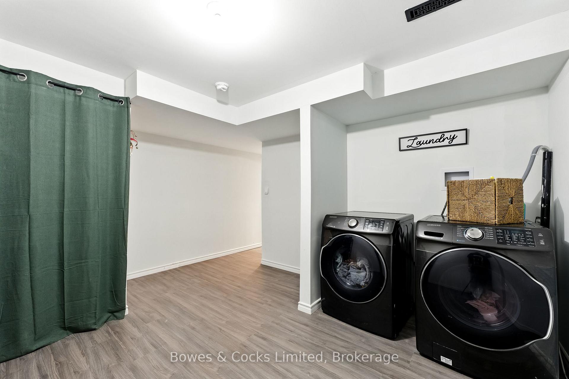 Photo 35 of 210 Farrier Crescent, Peterborough, Northcrest Ward 5 — HOMEH