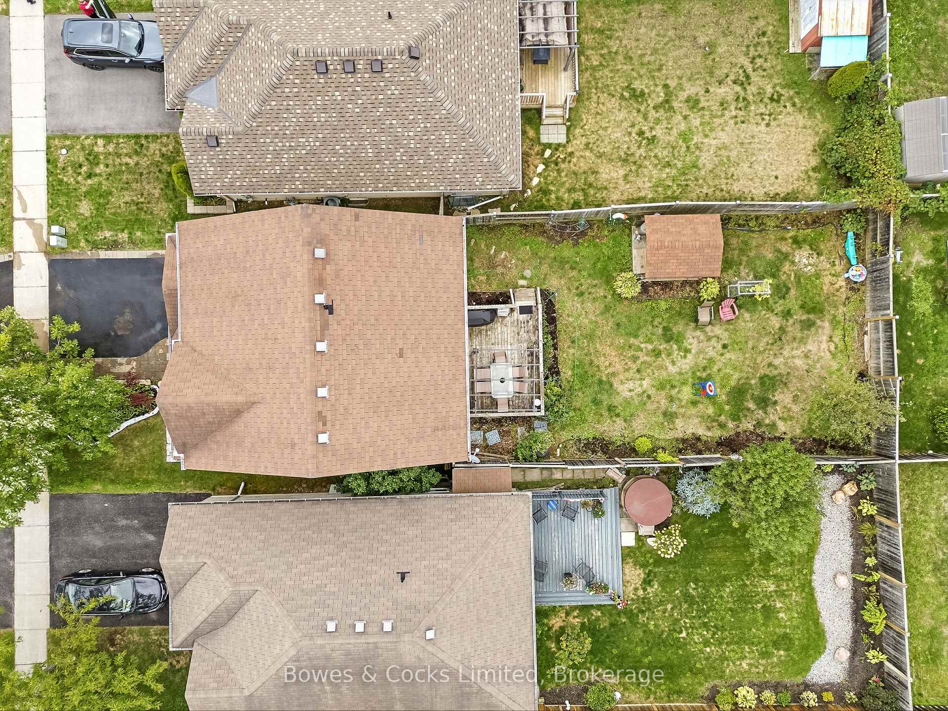 Photo 36 of 210 Farrier Crescent, Peterborough, Northcrest Ward 5 — HOMEH