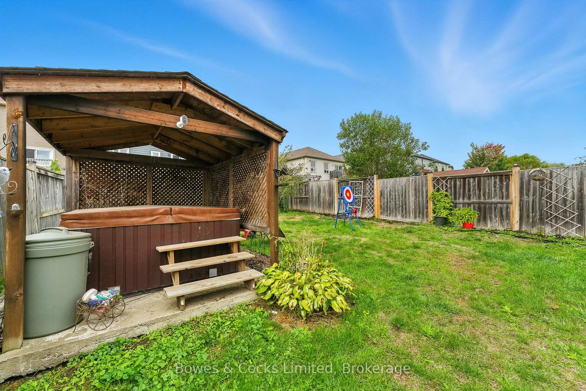 Photo 39 of 210 Farrier Crescent, Peterborough, Northcrest Ward 5 — HOMEH
