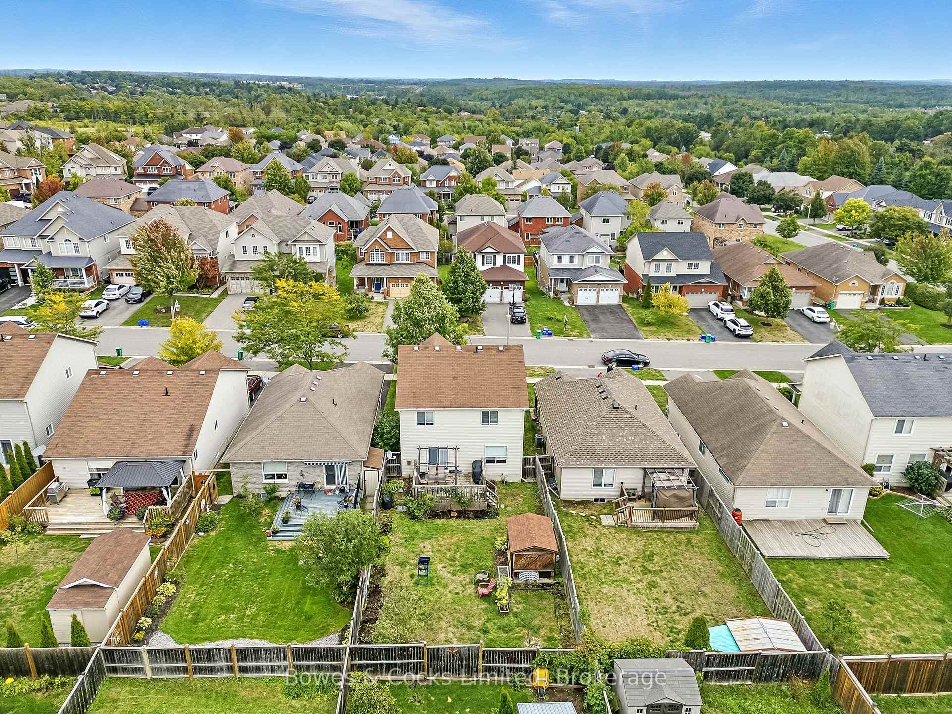 Photo 42 of 210 Farrier Crescent, Peterborough, Northcrest Ward 5 — HOMEH