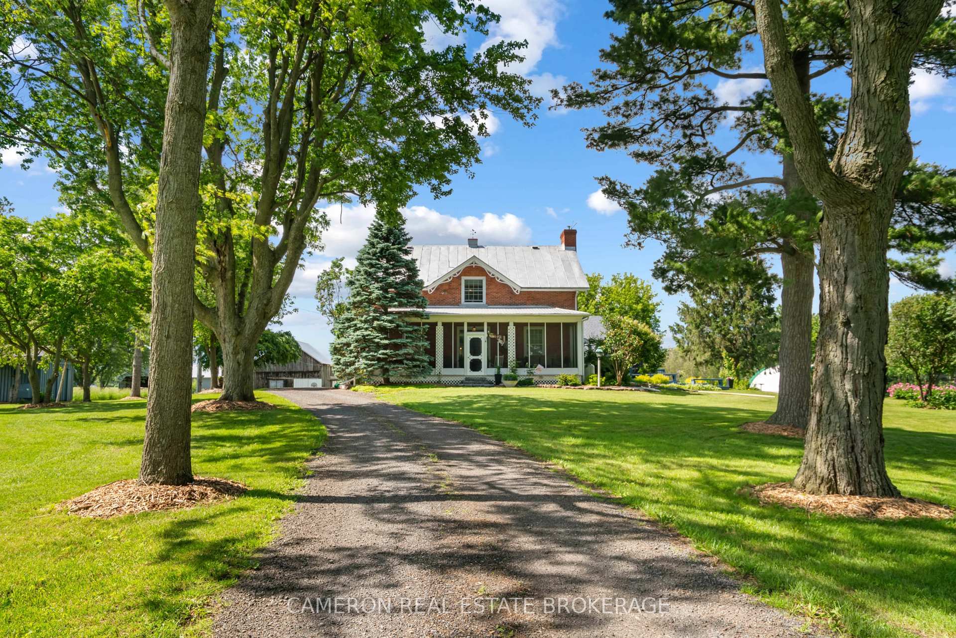 Photo 1 of 20145 County 2 Road, South Glengarry, South Glengarry (Charlottenburgh) Twp — HOMEH
