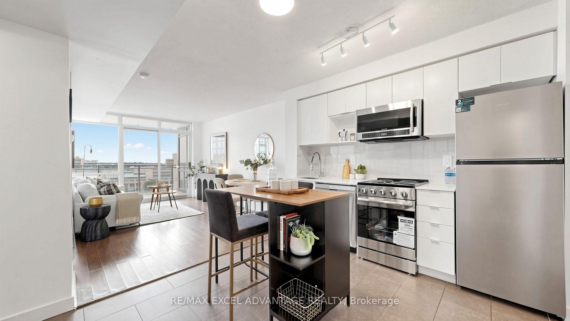 Photo 2 of Unit 1111, 15 Fort York Boulevard, Toronto, Waterfront Communities — HOMEH