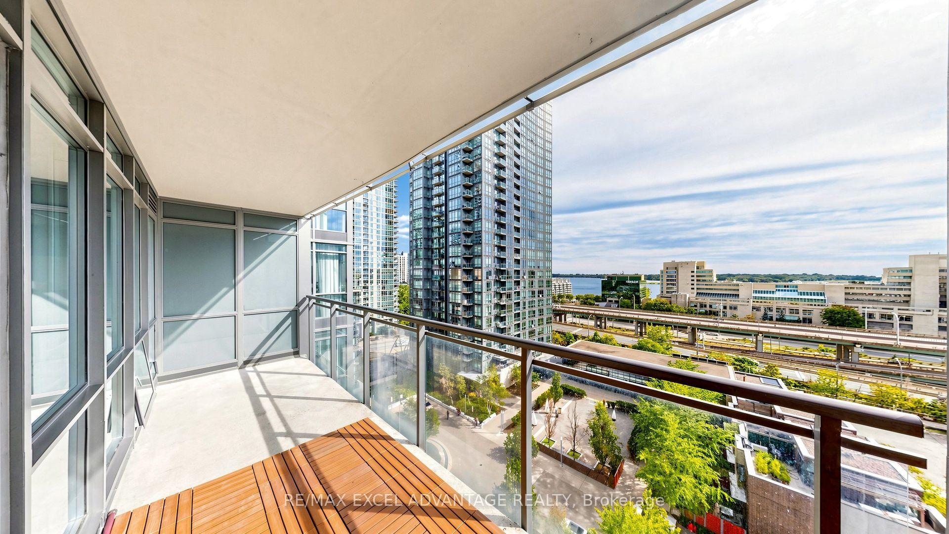 Photo 3 of Unit 1111, 15 Fort York Boulevard, Toronto, Waterfront Communities — HOMEH