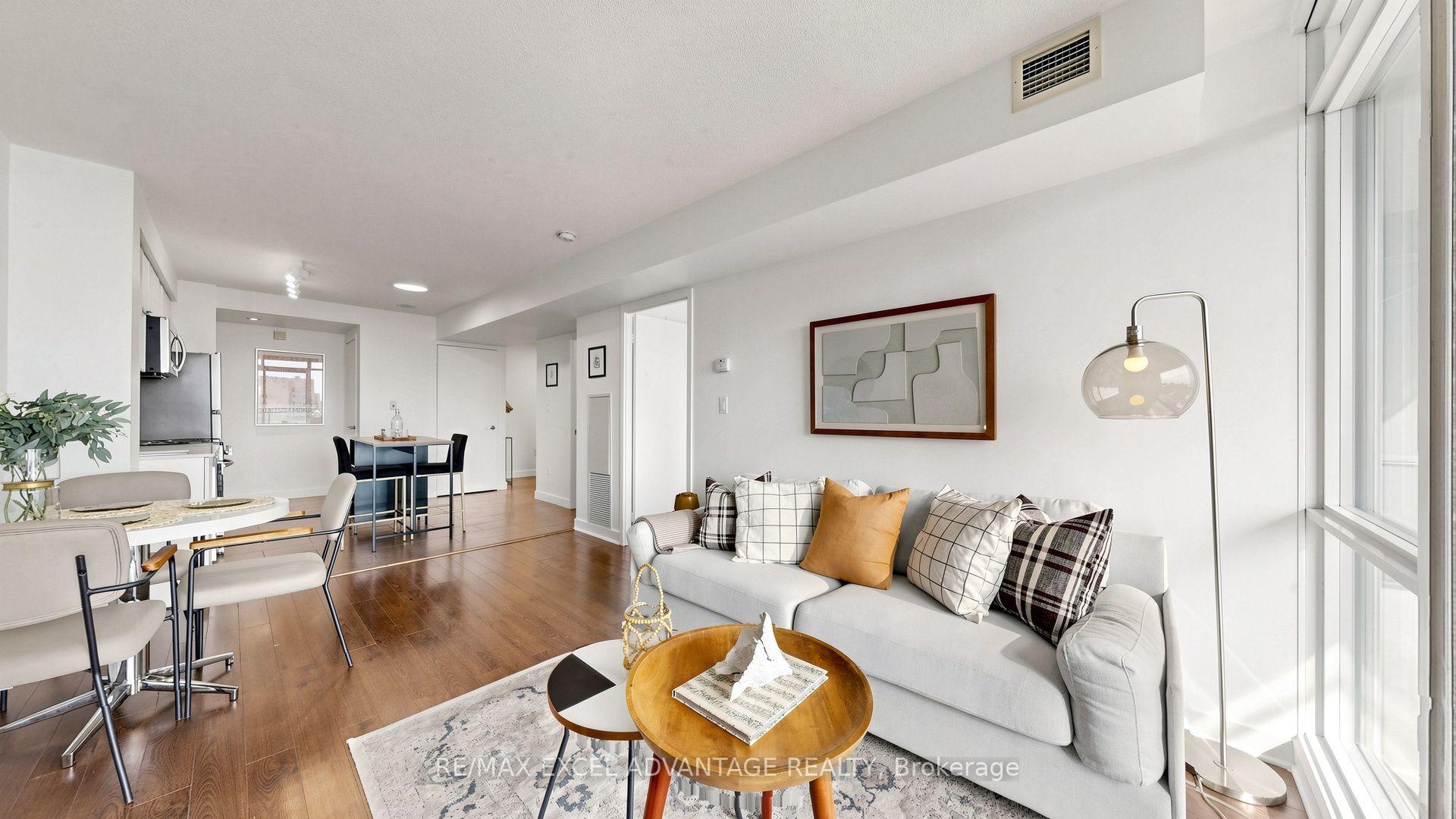 Photo 7 of Unit 1111, 15 Fort York Boulevard, Toronto, Waterfront Communities — HOMEH
