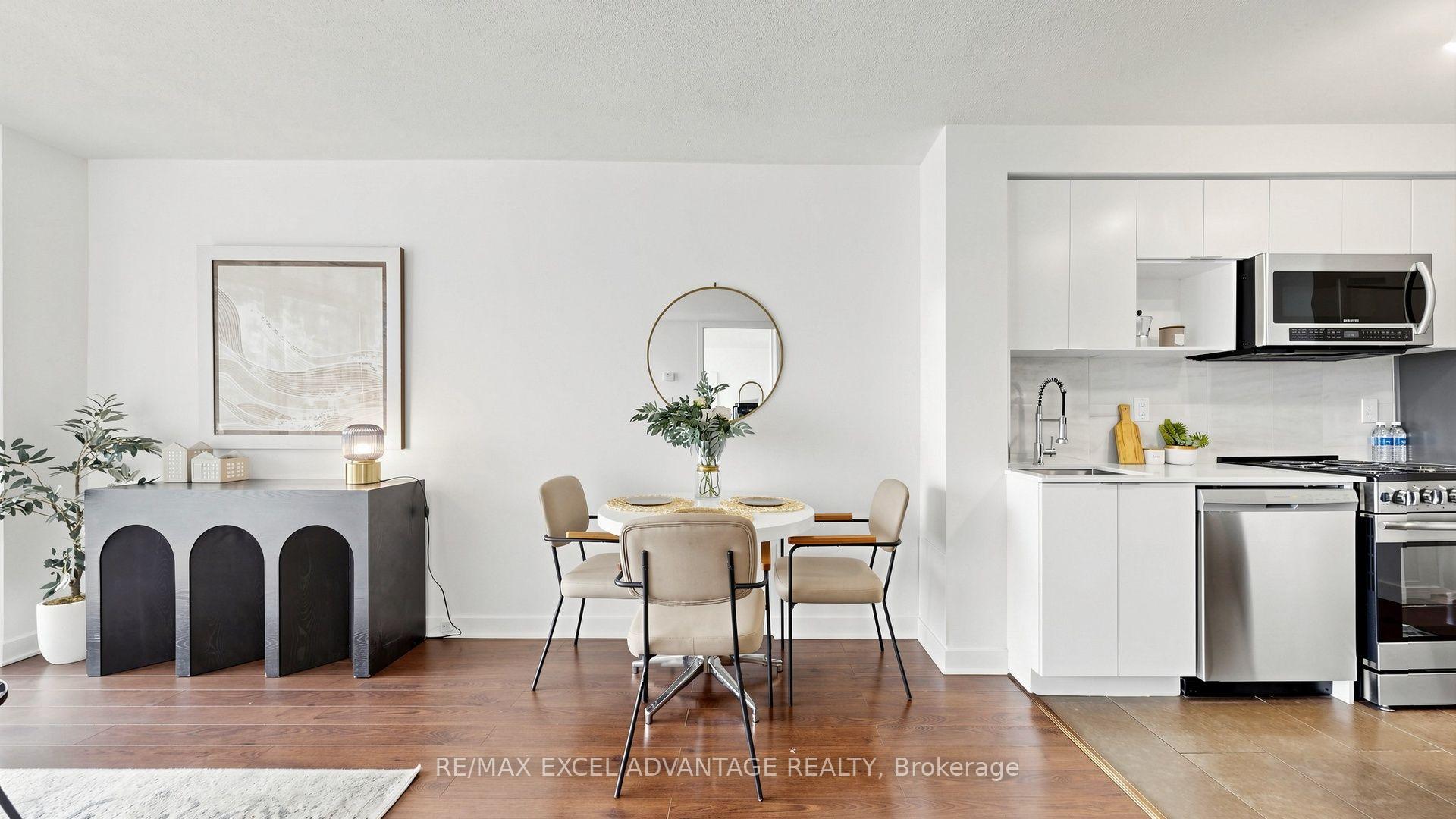Photo 8 of Unit 1111, 15 Fort York Boulevard, Toronto, Waterfront Communities — HOMEH