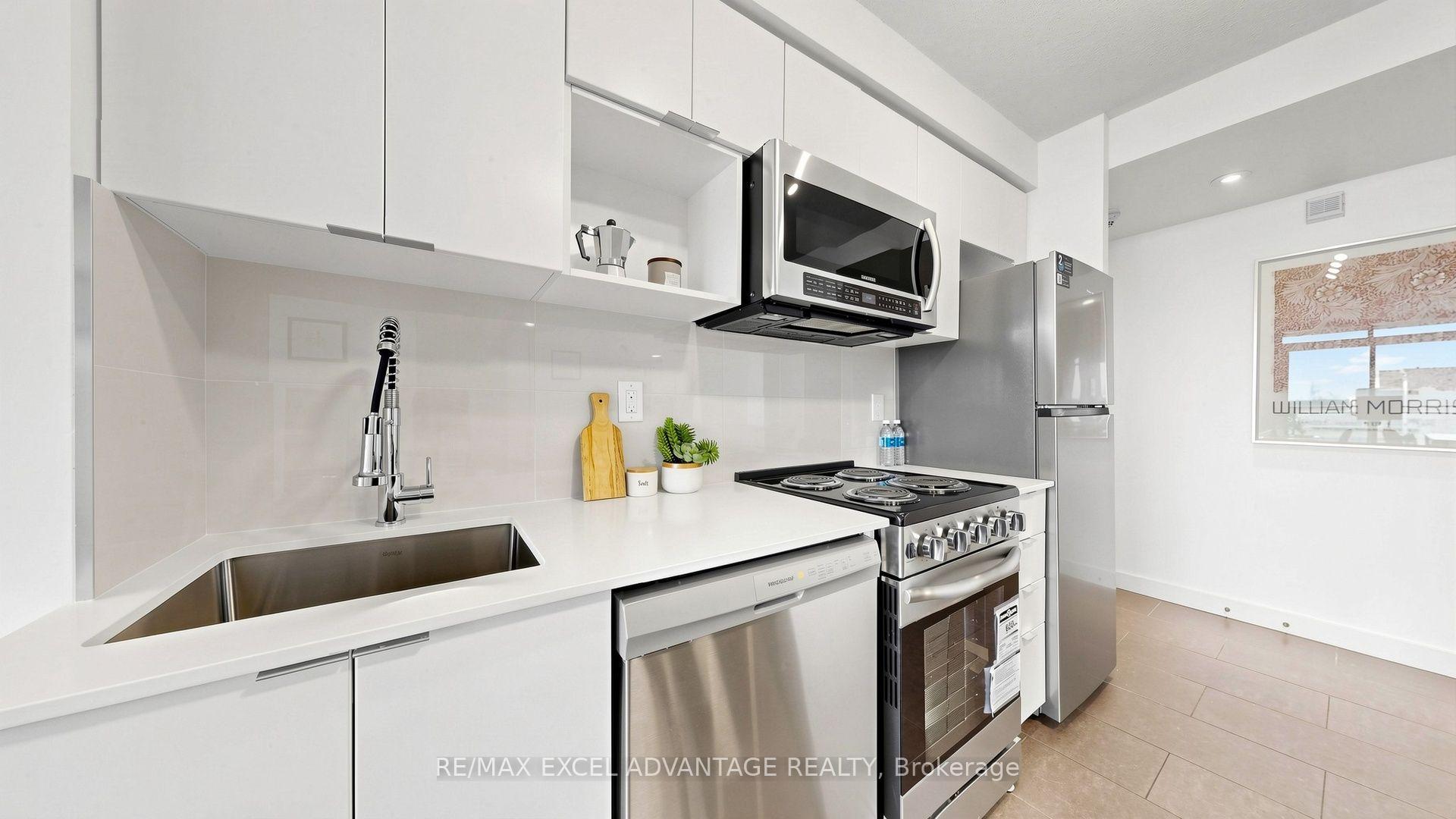 Photo 11 of Unit 1111, 15 Fort York Boulevard, Toronto, Waterfront Communities — HOMEH