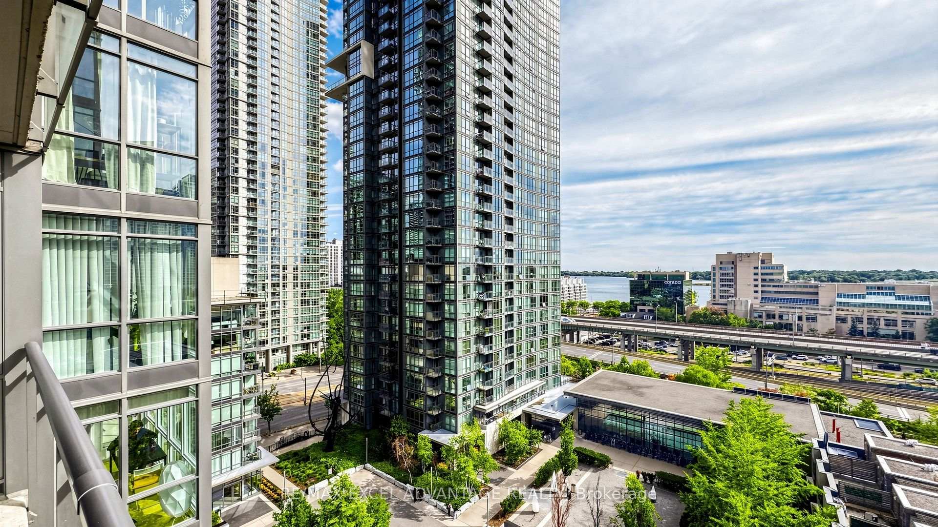 Photo 24 of Unit 1111, 15 Fort York Boulevard, Toronto, Waterfront Communities — HOMEH